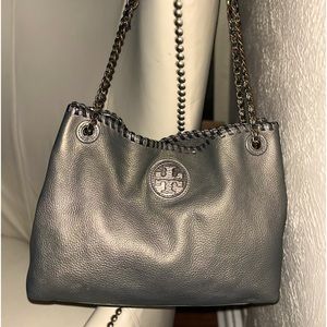 Beautiful gray leather Tory Burch ease west shoulder tote.  Fantastic condition!